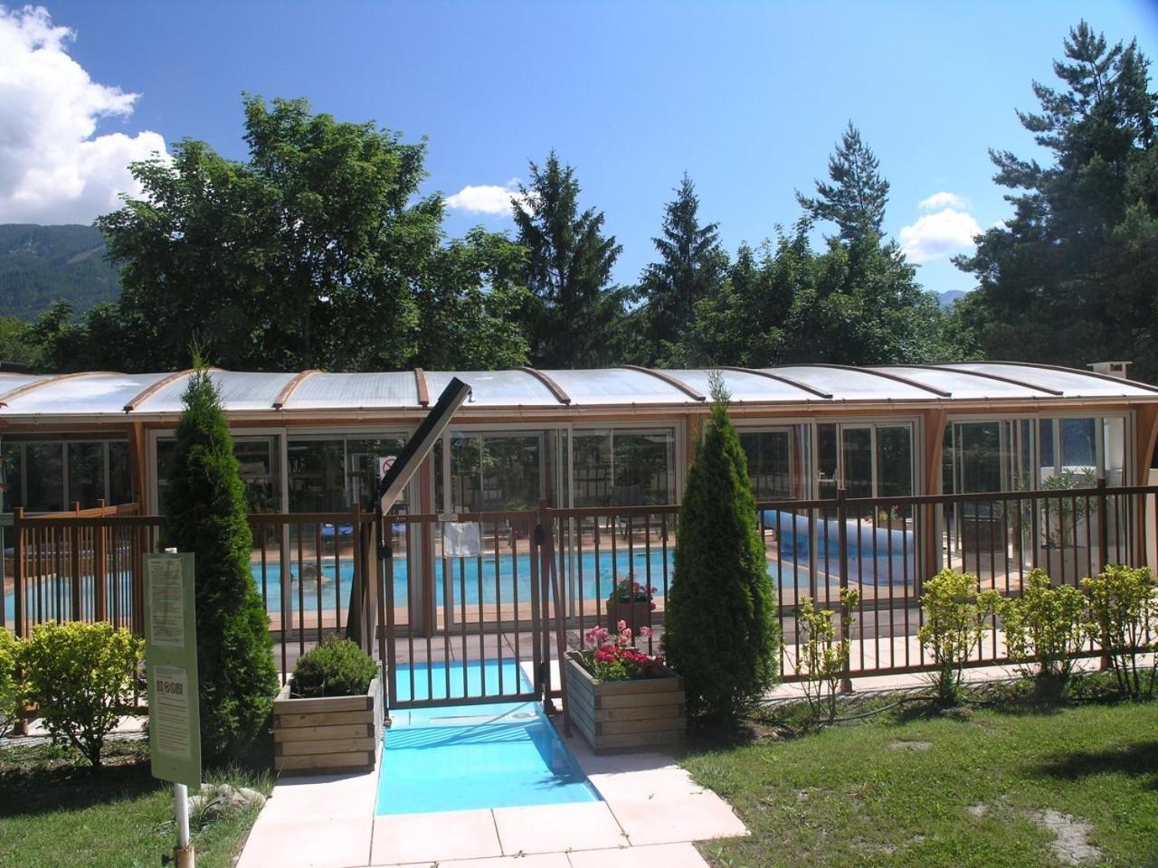 Logis Hotel Le Lac Embrun Kültér fotó